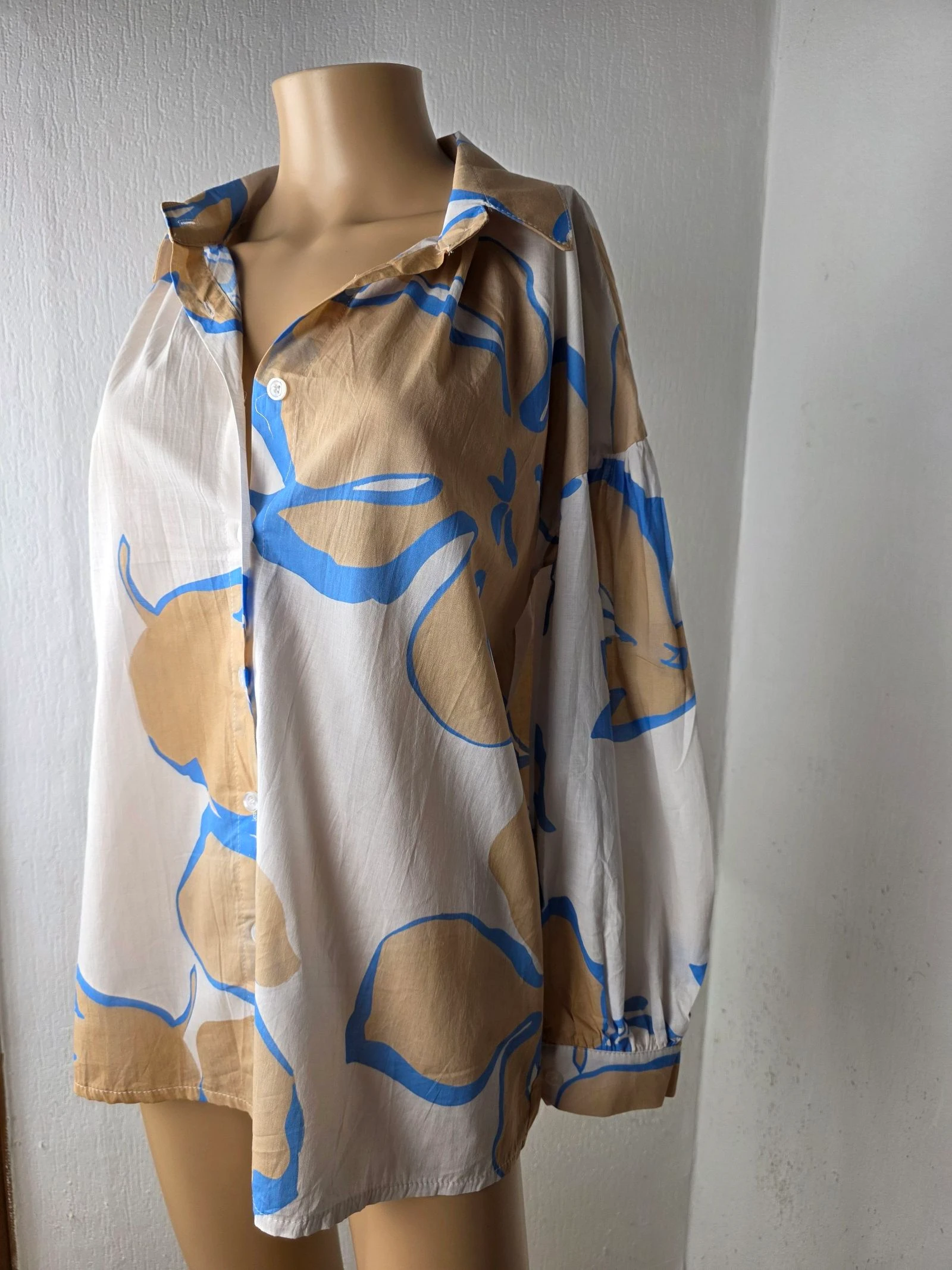 Camisa oversize Pohème Paris - Padrão abstrato/floral tamanho único – photo 2